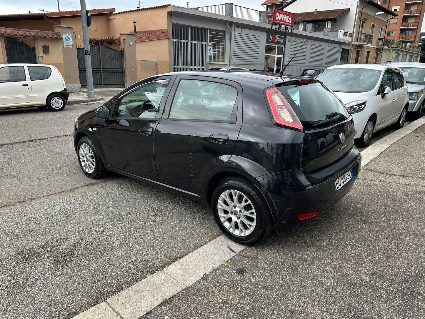 Fiat Punto Evo 1.3 MJT 75CV Dynamic – Agosto 2011 – €2.790