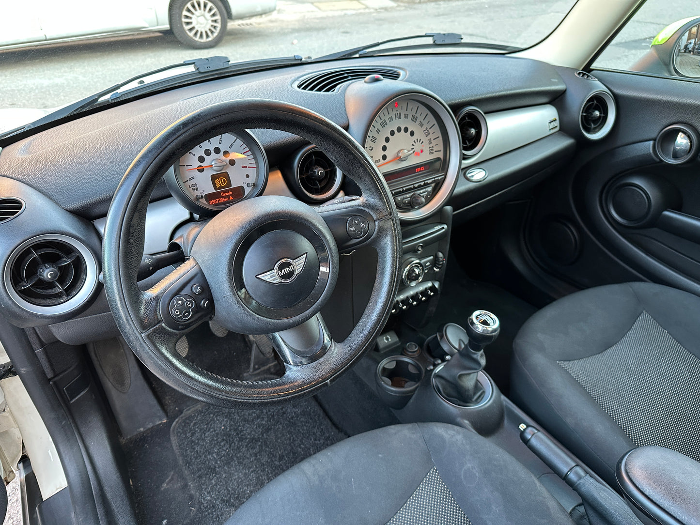 🚗 MINI One 1.6 16V – 2013 🚗