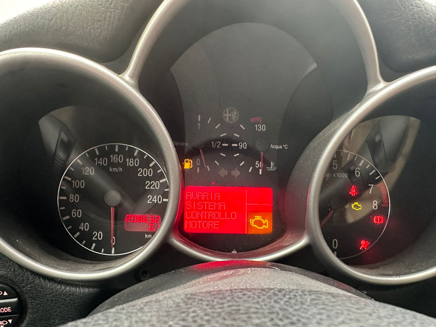 ALFA ROMEO 147 1.6 16V T.S. 5 porte Black Line