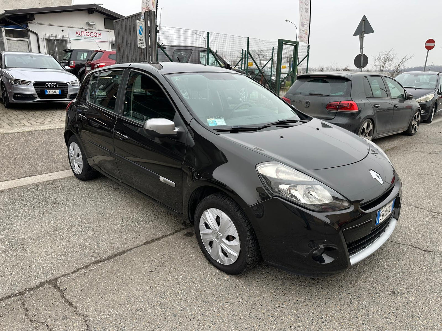 RENAULT CLIO 1.2 16V 5P GPL Dynamique