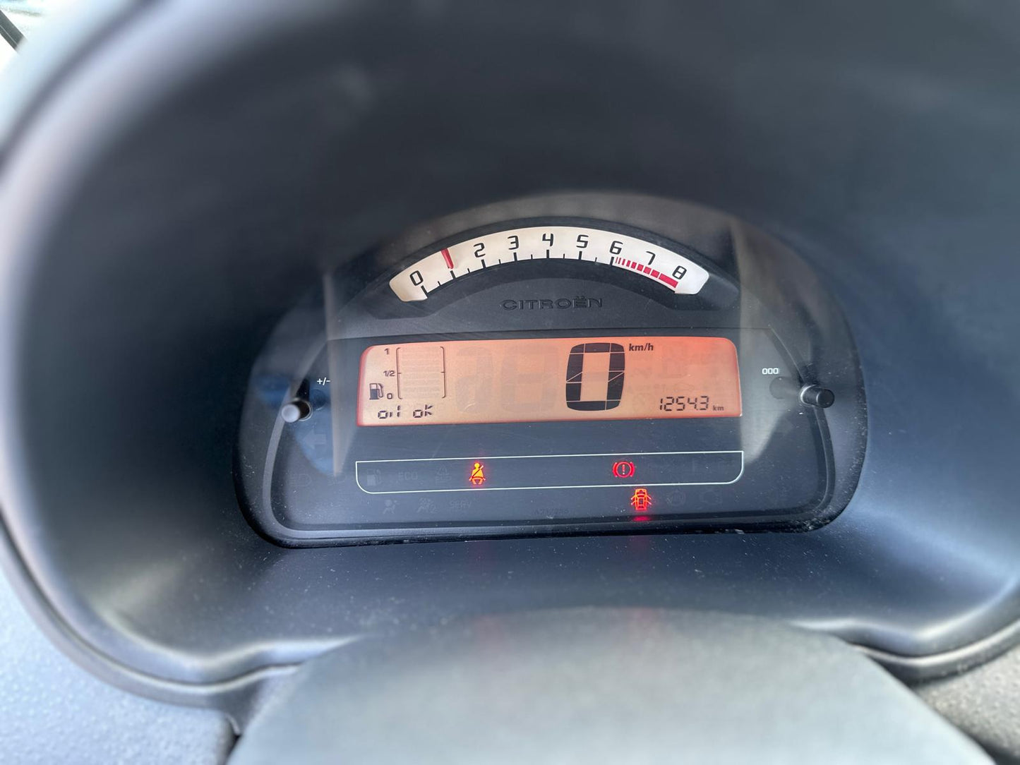 (Torino)🚗 CITROEN C2 1.1 VTR – 2008