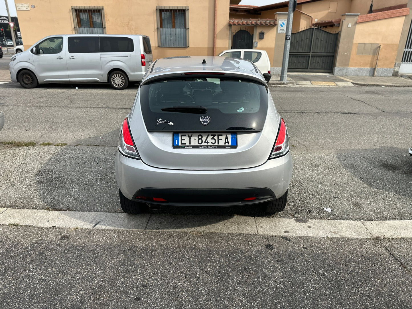 π LANCIA Ypsilon 1.2 69CV 5P Solo 54.592 km β Torino