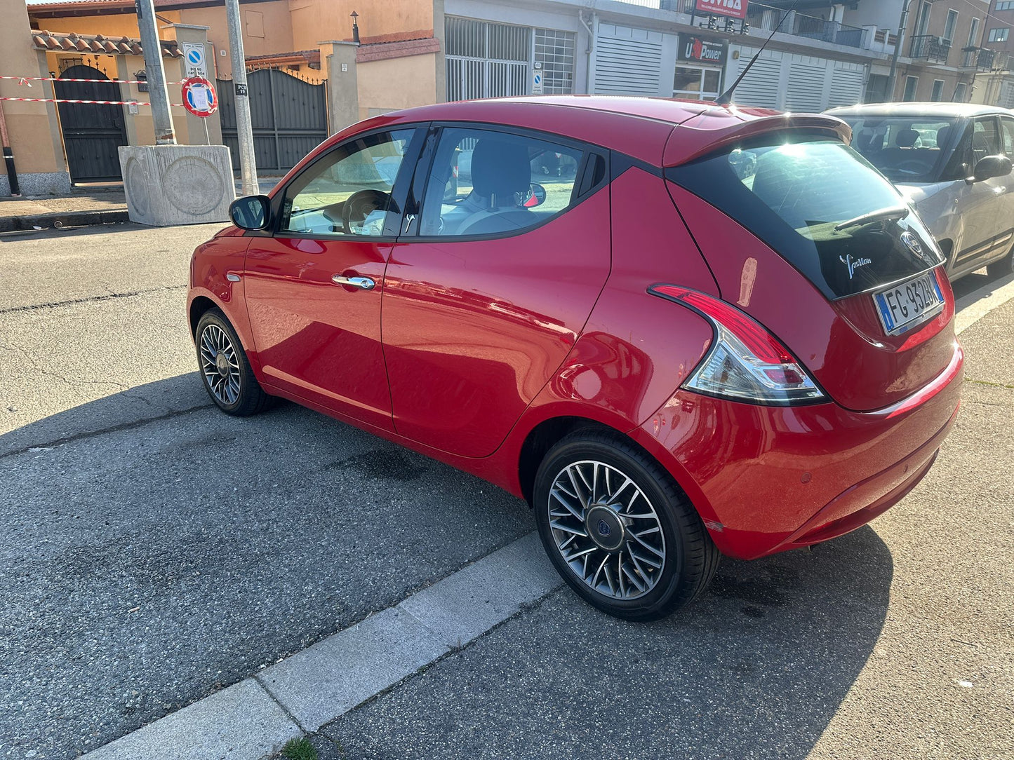 LANCIA YPSILON 1.2 69 CV 5P PLATINUM β CITY CAR ELEGANTE E BEN ACCESSORIATA! π