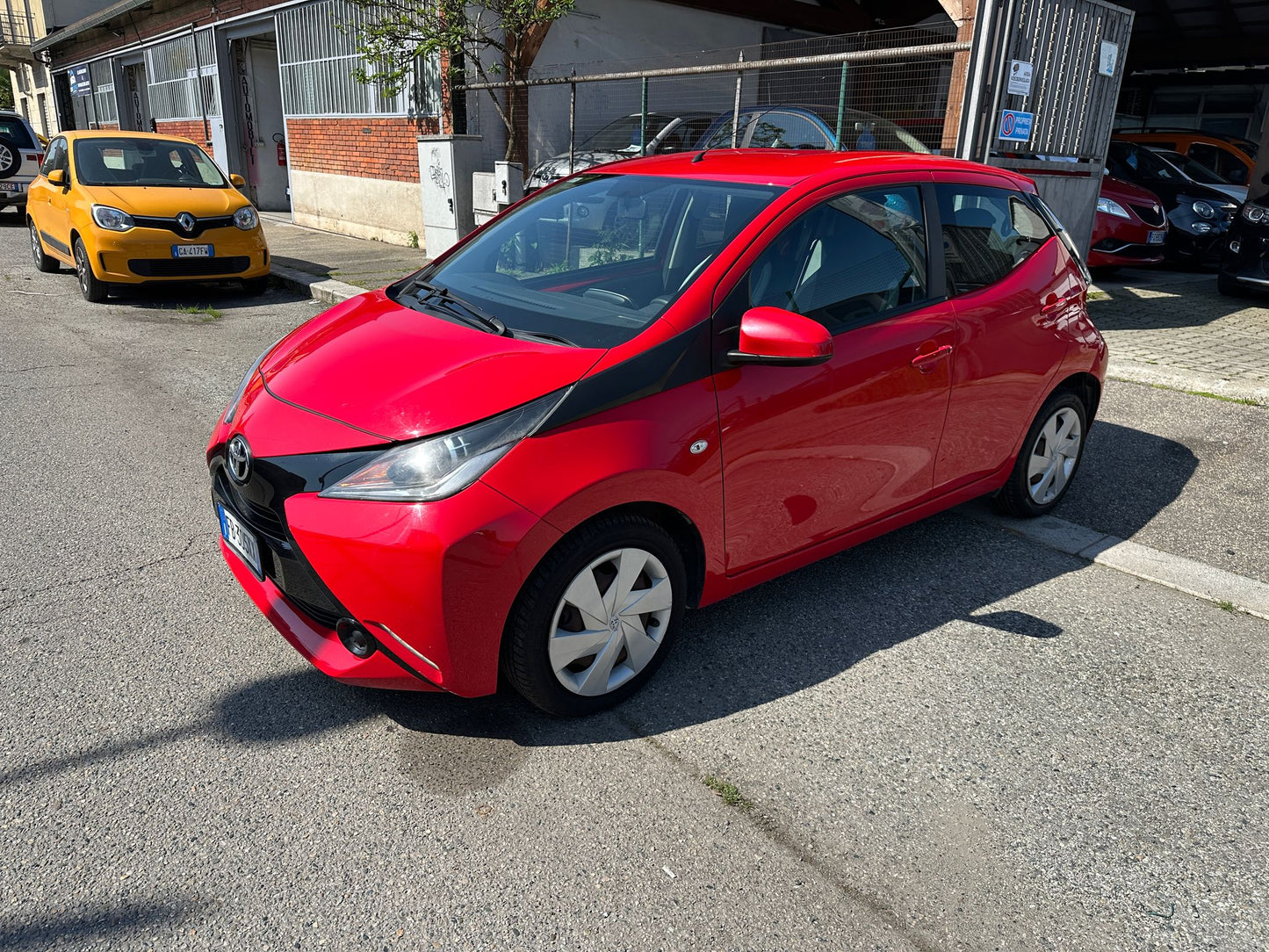 TOYOTA AYGO 1.0 VVT-i 69 CV 5P X-BLACK TSS – ANNO 2015, EURO 6B!