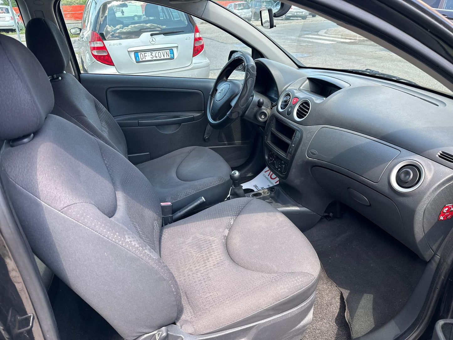 (Torino)🚗 CITROEN C2 1.1 VTR – 2008