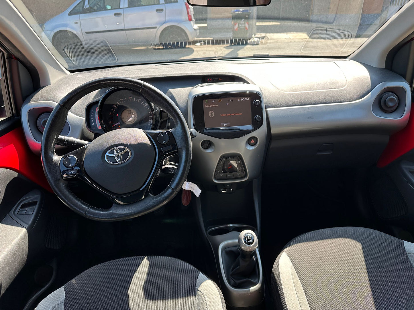 TOYOTA AYGO 1.0 VVT-i 69 CV 5P X-BLACK TSS – ANNO 2015, EURO 6B!