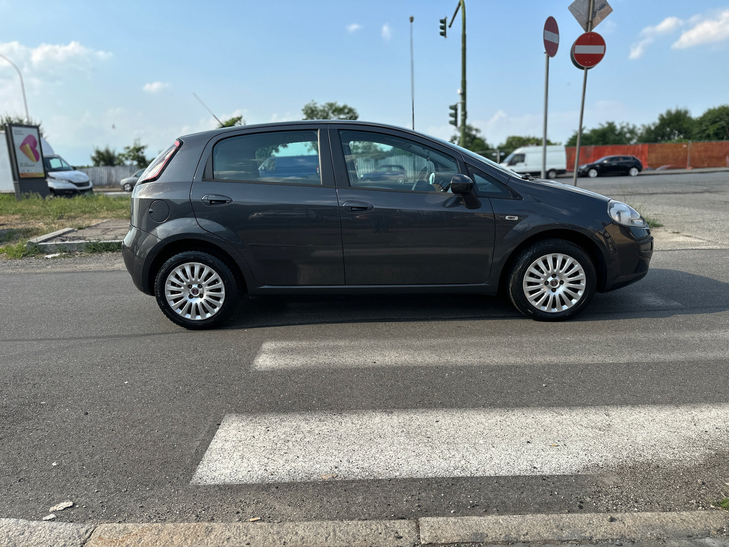 FIAT PUNTO EVO 1.2 5 PORTE DYNAMIC – PRATICA, ECONOMICA E AFFIDABILE