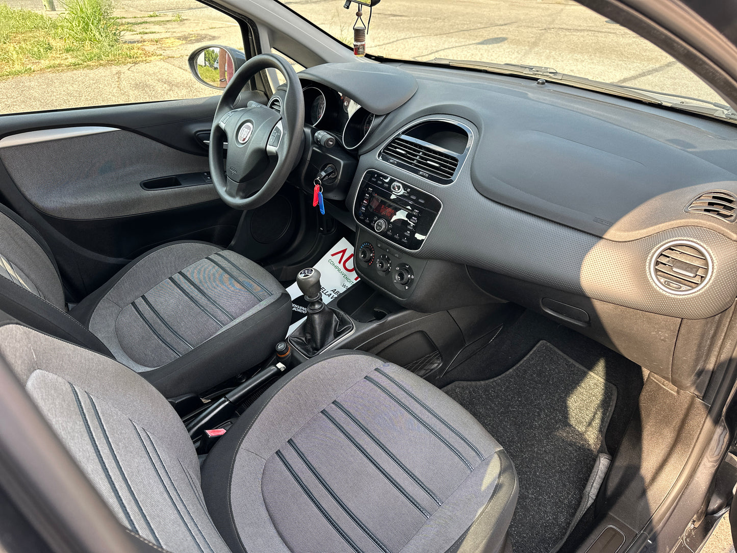 FIAT PUNTO EVO 1.2 5 PORTE DYNAMIC – PRATICA, ECONOMICA E AFFIDABILE