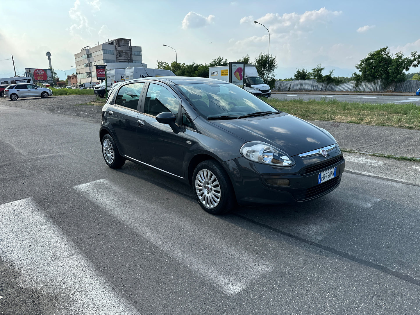 FIAT PUNTO EVO 1.2 5 PORTE DYNAMIC – PRATICA, ECONOMICA E AFFIDABILE