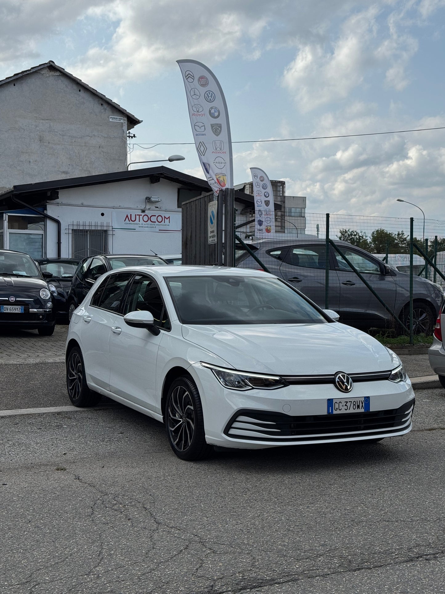 VOLKSWAGEN GOLF 1.5 TSI EVO ACT STYLE – LA COMPATTA PREMIUM, ELEGANTE E TECNOLOGICA!