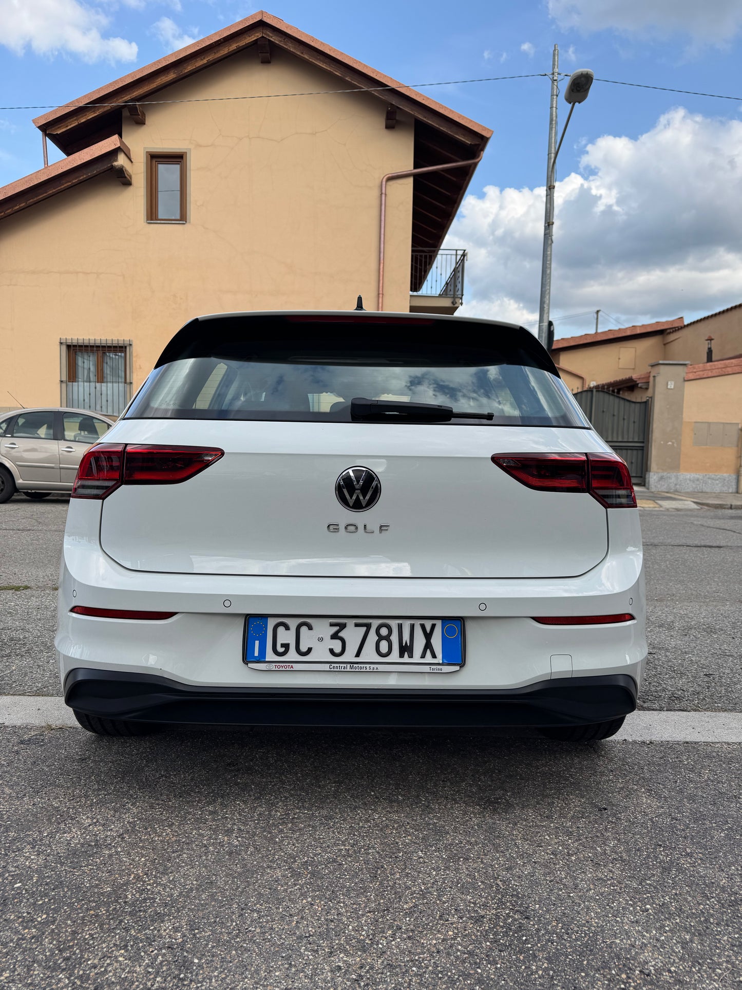 VOLKSWAGEN GOLF 1.5 TSI EVO ACT STYLE – LA COMPATTA PREMIUM, ELEGANTE E TECNOLOGICA!