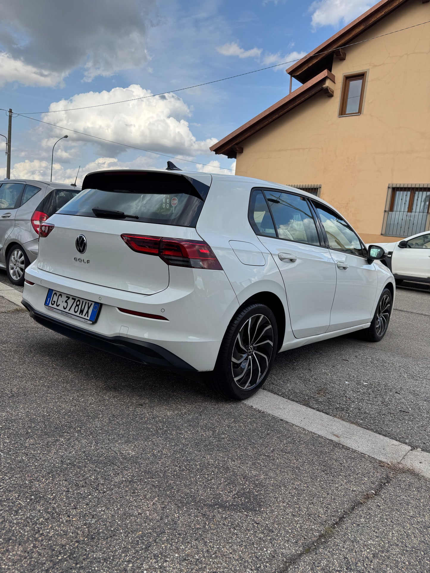 VOLKSWAGEN GOLF 1.5 TSI EVO ACT STYLE – LA COMPATTA PREMIUM, ELEGANTE E TECNOLOGICA!
