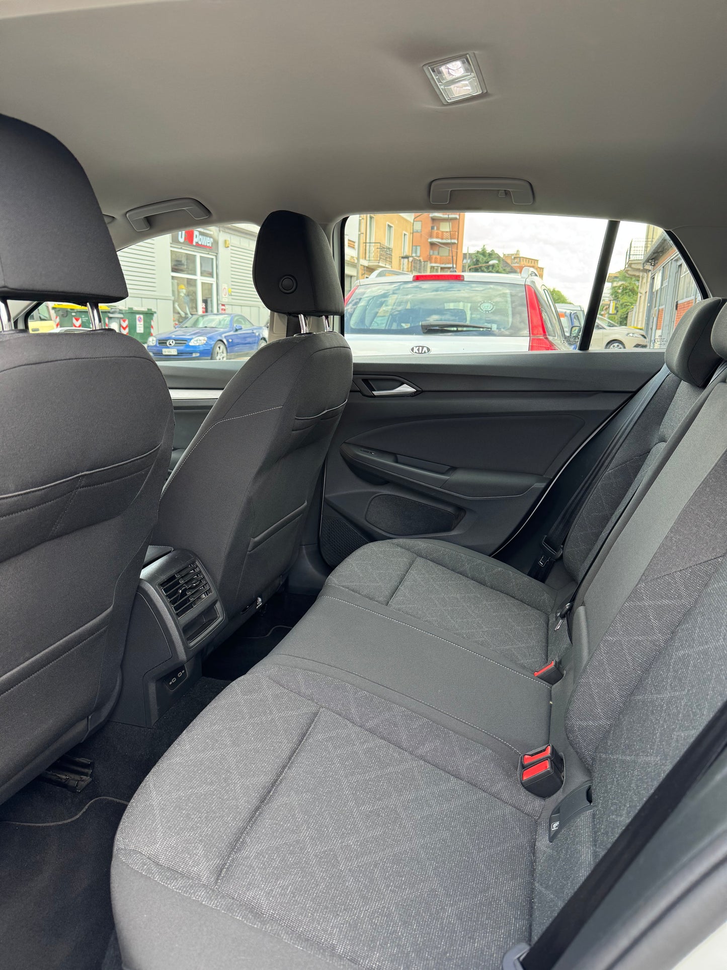 VOLKSWAGEN GOLF 1.5 TSI EVO ACT STYLE – LA COMPATTA PREMIUM, ELEGANTE E TECNOLOGICA!