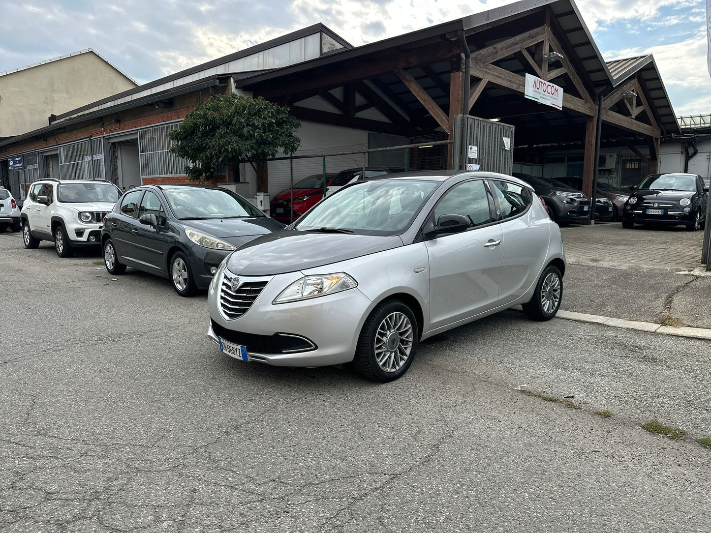 Lancia Ypsilon 1.2 69 CV GPL Ecochic Gold