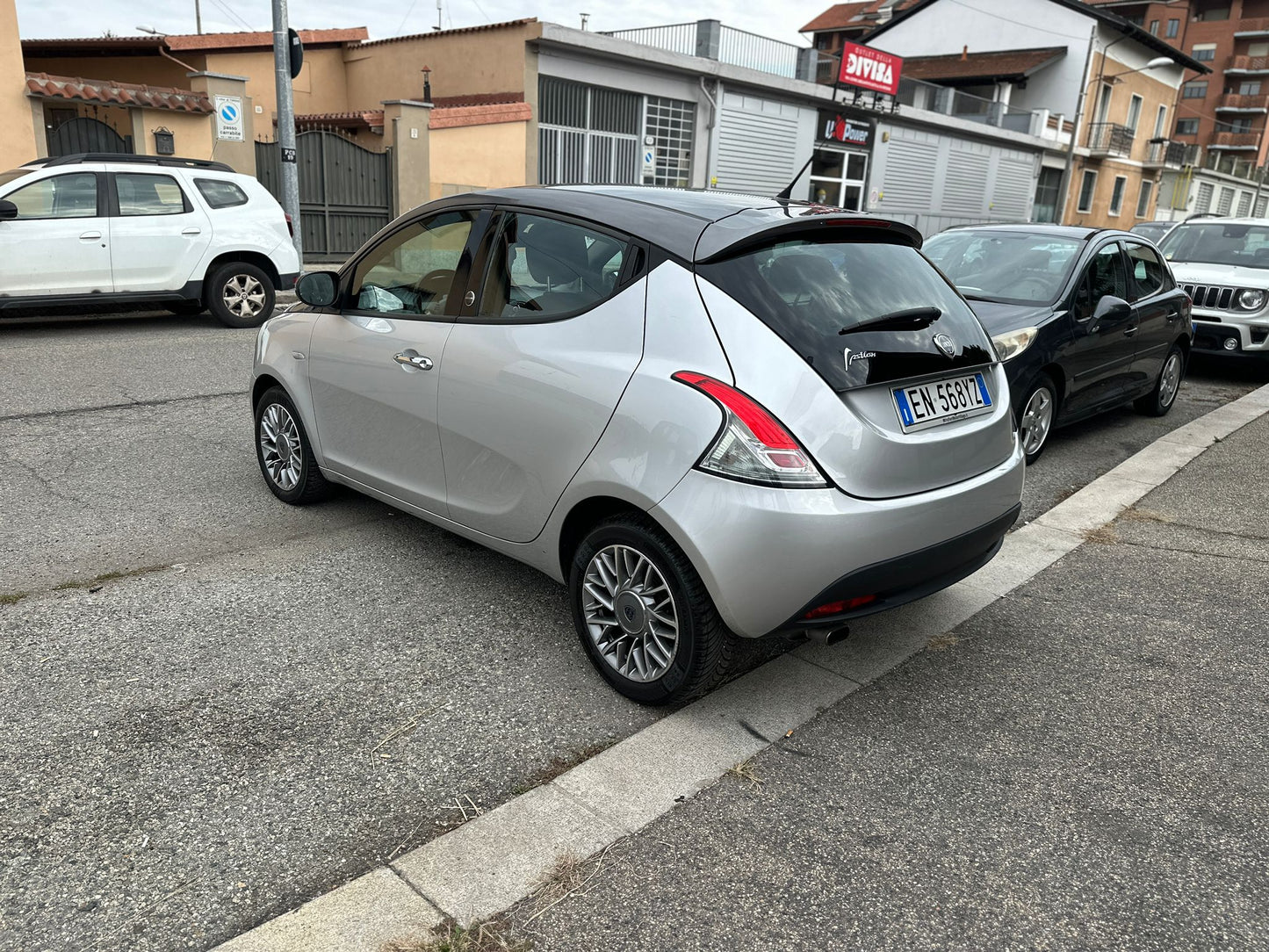 Lancia Ypsilon 1.2 69 CV GPL Ecochic Gold