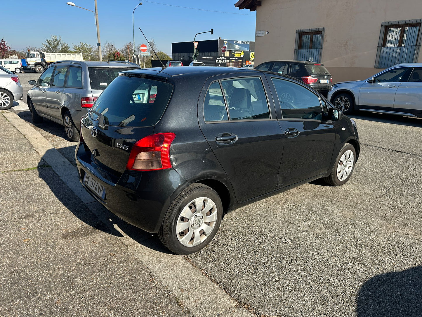 Toyota Yaris 1.0 5P Sol