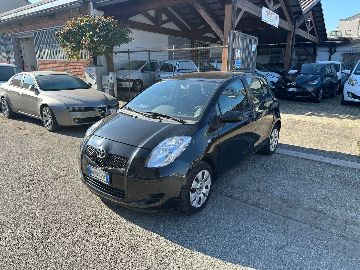 Toyota Yaris 1.0 5P Sol