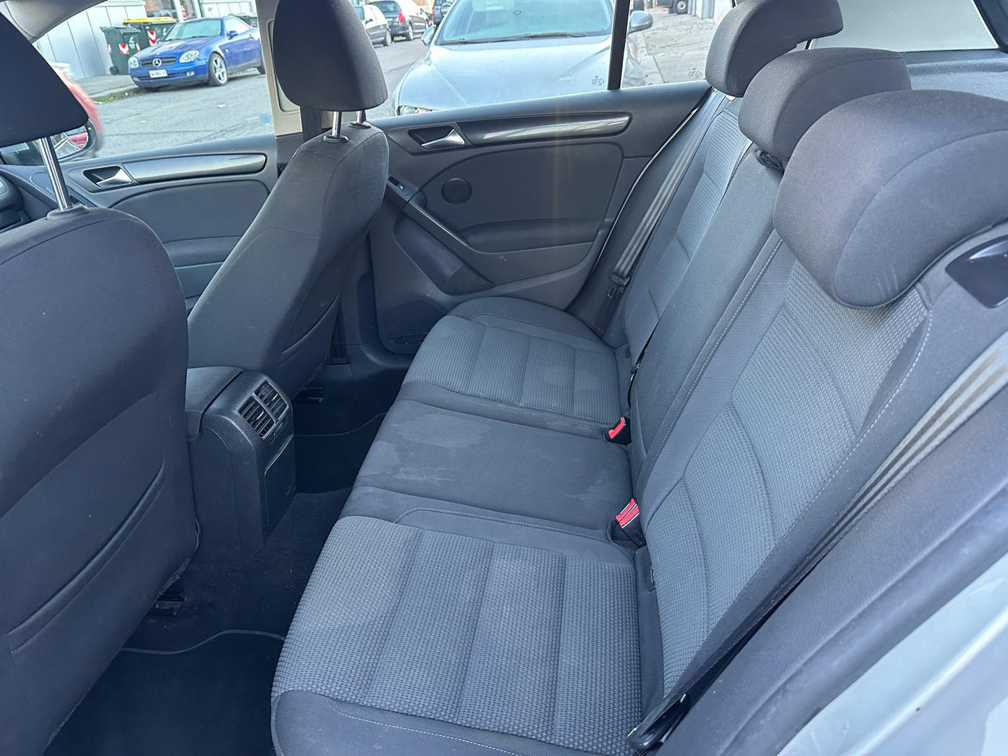 VOLKSWAGEN Golf 1.6 TDI Highline