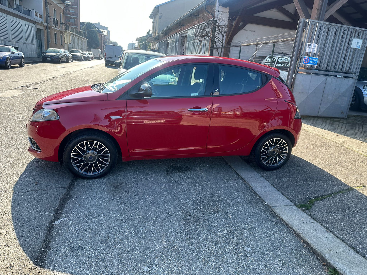 LANCIA YPSILON 1.2 69 CV 5P PLATINUM β CITY CAR ELEGANTE E BEN ACCESSORIATA! π