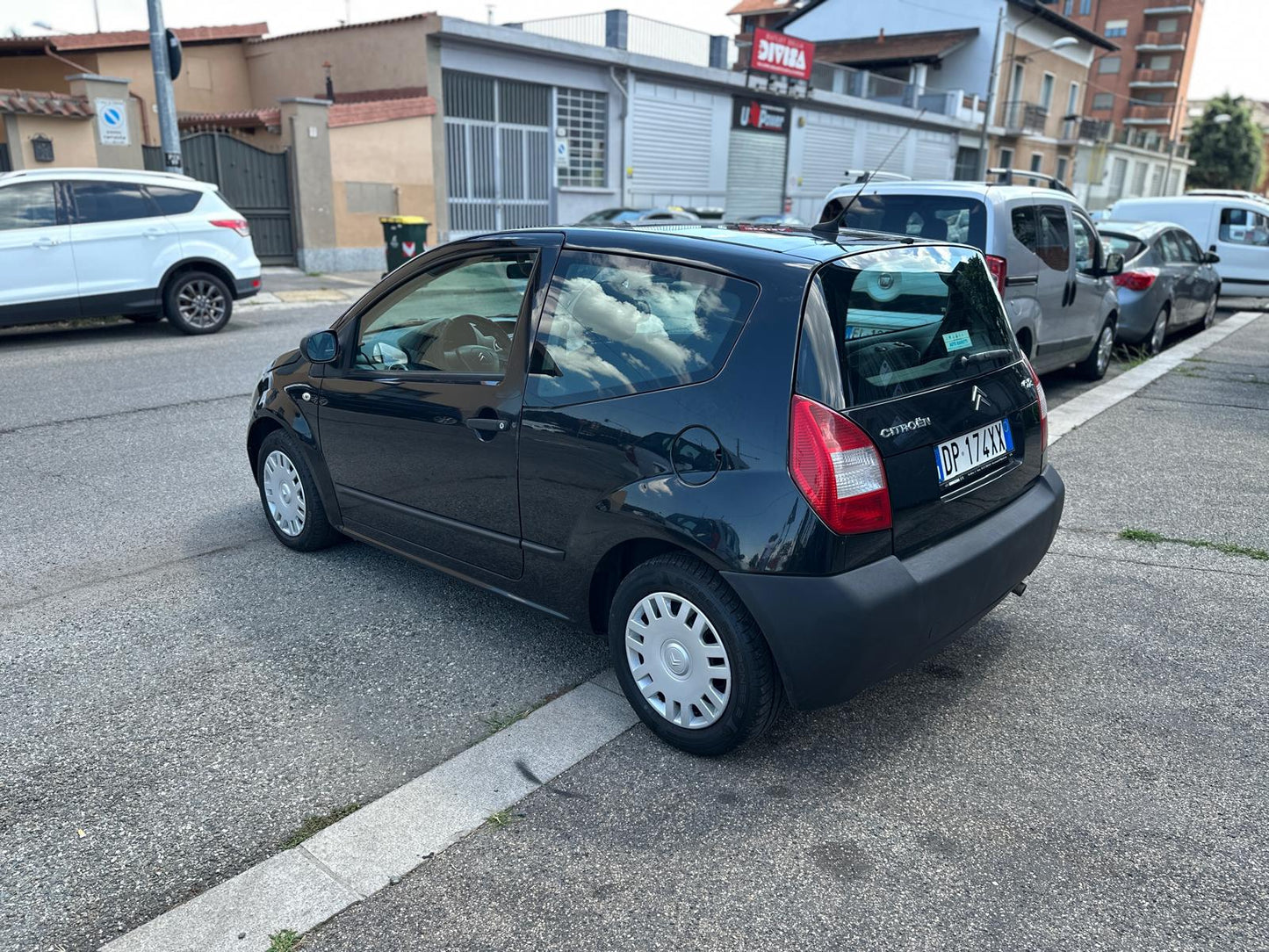 (Torino)🚗 CITROEN C2 1.1 VTR – 2008