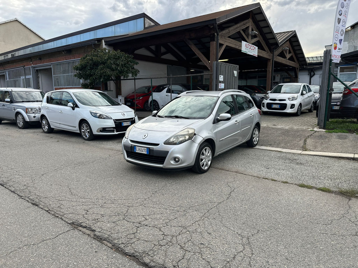 Renault Clio 1.2 16V SporTour Live! – Luglio 2011 – €2.990
