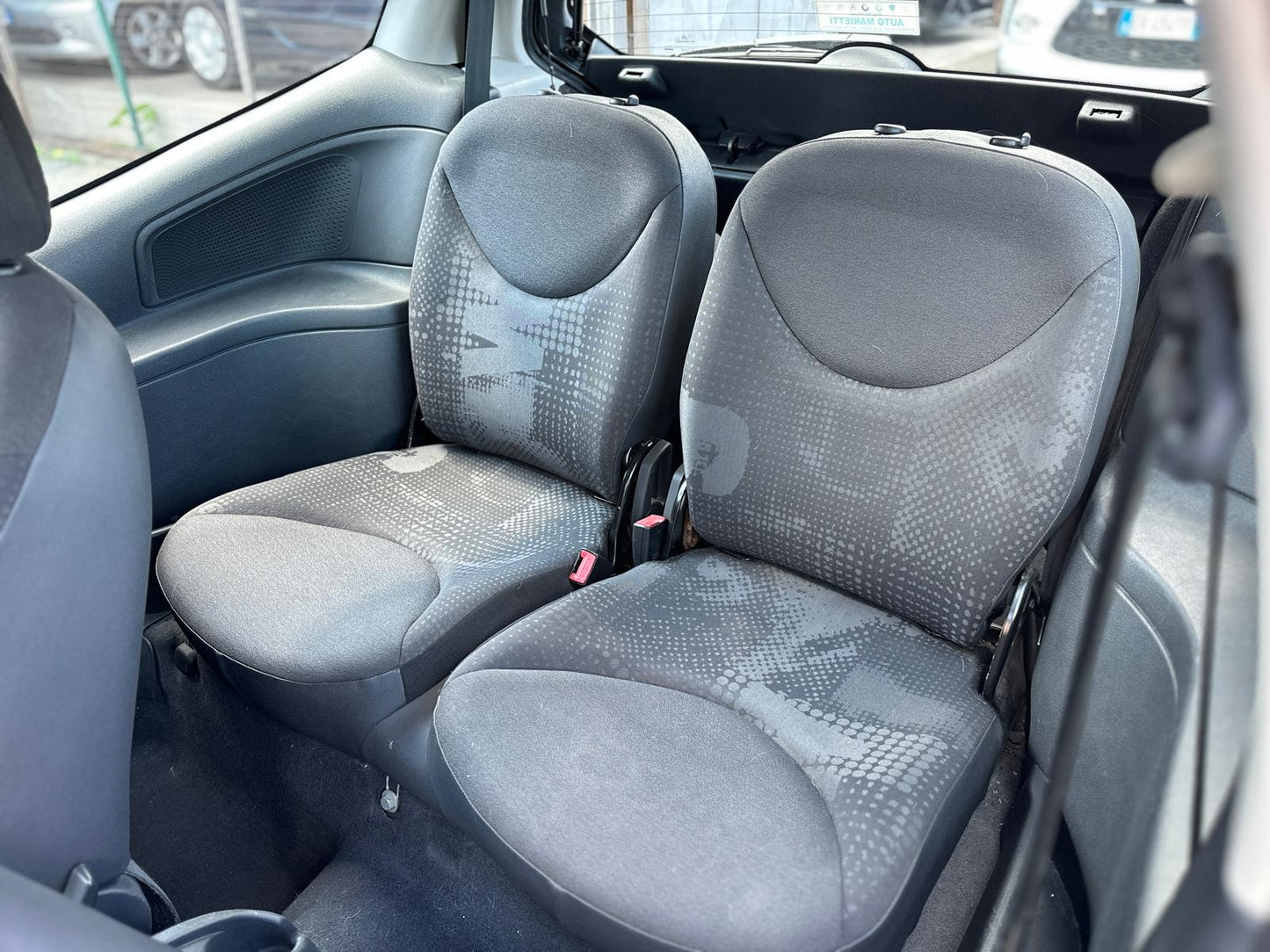 (Torino)🚗 CITROEN C2 1.1 VTR – 2008