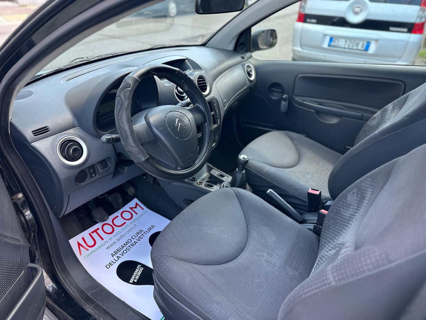 (Torino)🚗 CITROEN C2 1.1 VTR – 2008