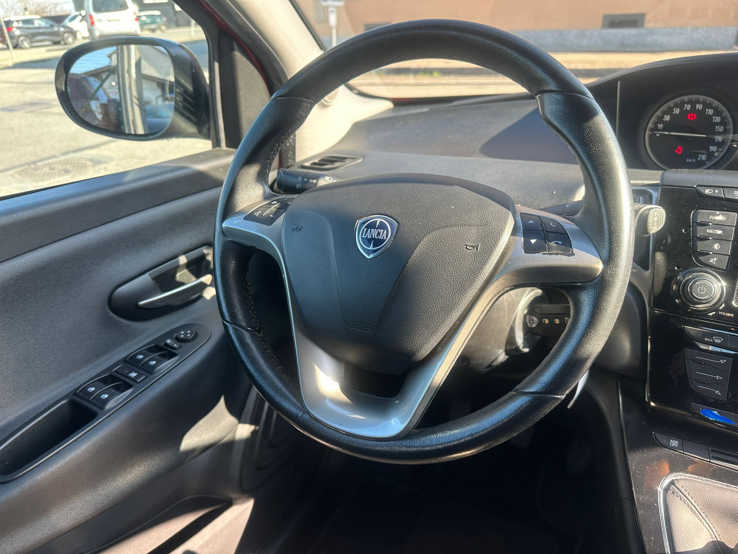 LANCIA YPSILON 1.2 69 CV 5P PLATINUM β CITY CAR ELEGANTE E BEN ACCESSORIATA! π