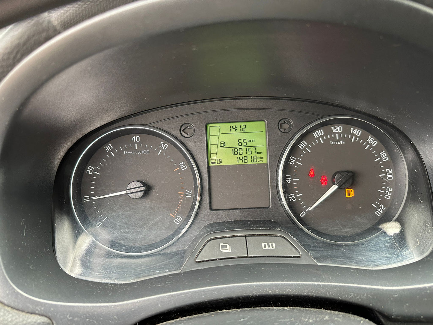 ŠKODA ROOMSTER 1.2 12V 70CV STYLE – SPAZIOSA ED ECONOMICA!