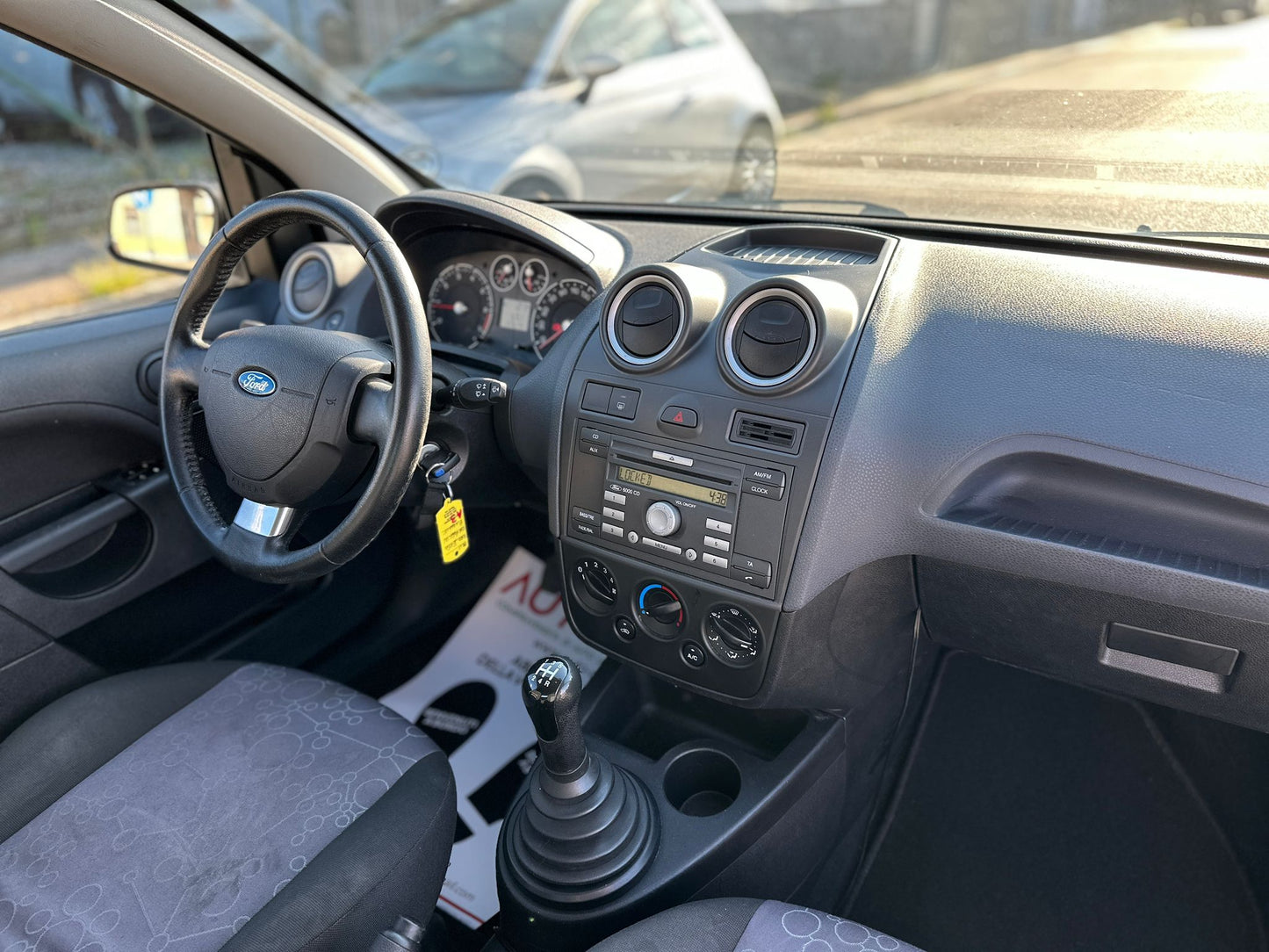 🚗 FORD FIESTA 1.2 16V GHIA 3P (EURO 4)