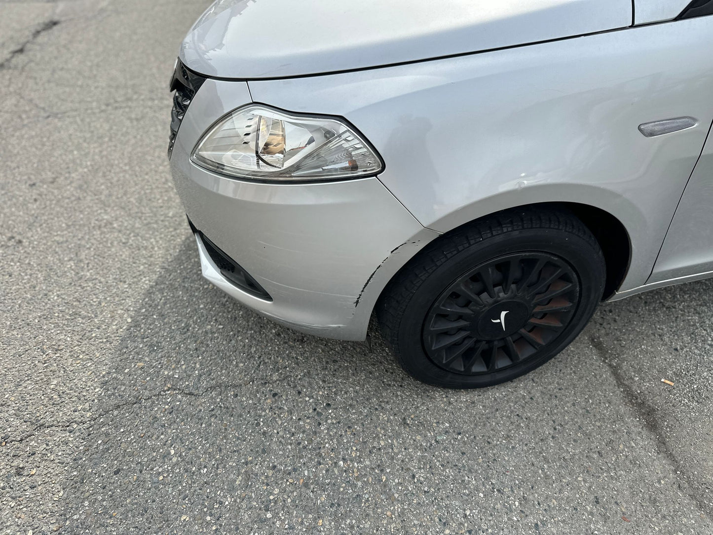 π LANCIA Ypsilon 1.2 69CV 5P Solo 54.592 km β Torino
