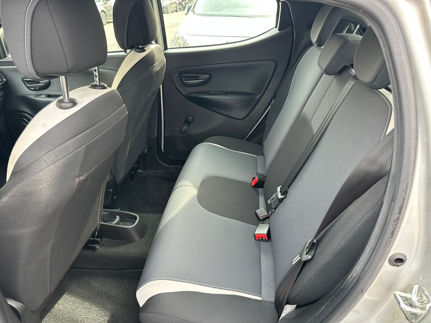 π LANCIA Ypsilon 1.2 69CV 5P Solo 54.592 km β Torino