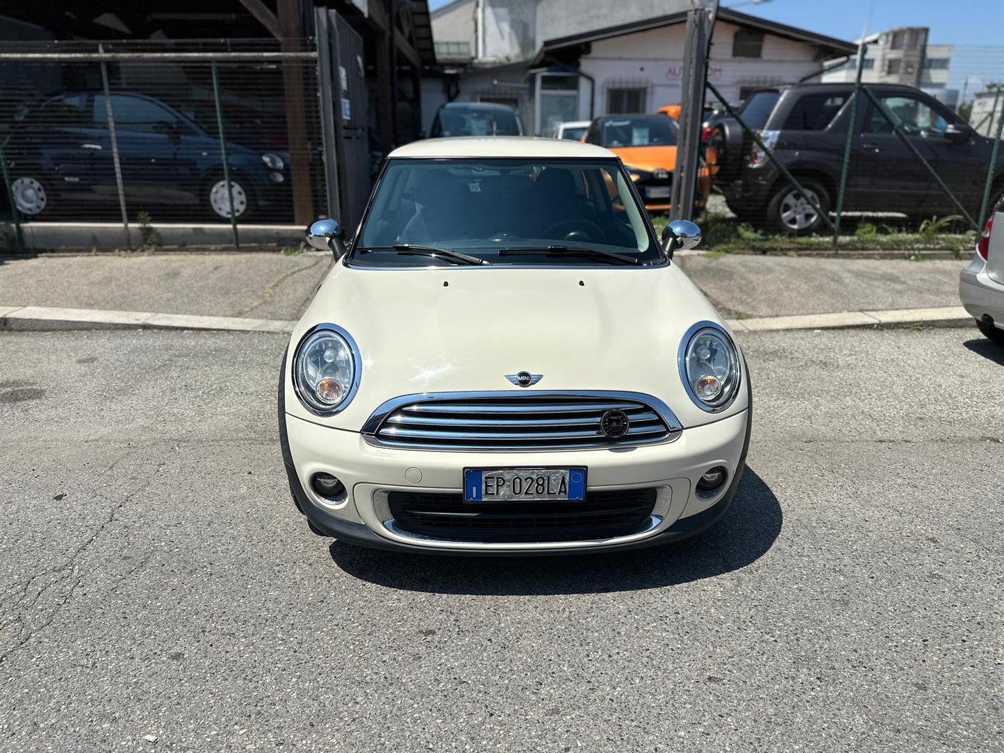 MINI ONE 1.6 16V – STILE ICONICO E GUIDA DIVERTENTE