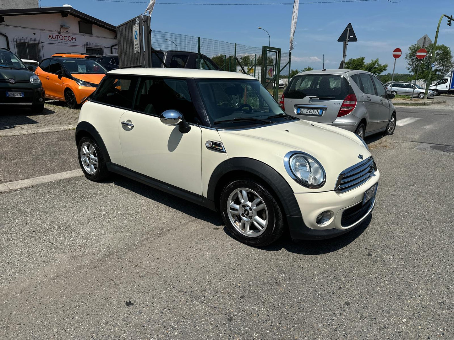 MINI ONE 1.6 16V – STILE ICONICO E GUIDA DIVERTENTE