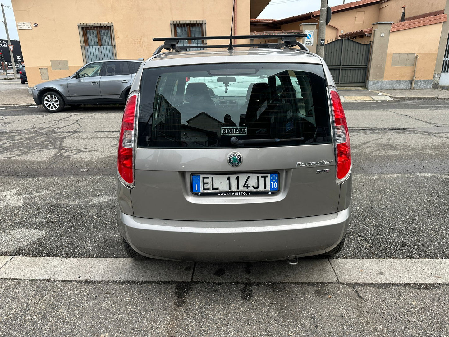 ŠKODA ROOMSTER 1.2 12V 70CV STYLE – SPAZIOSA ED ECONOMICA!