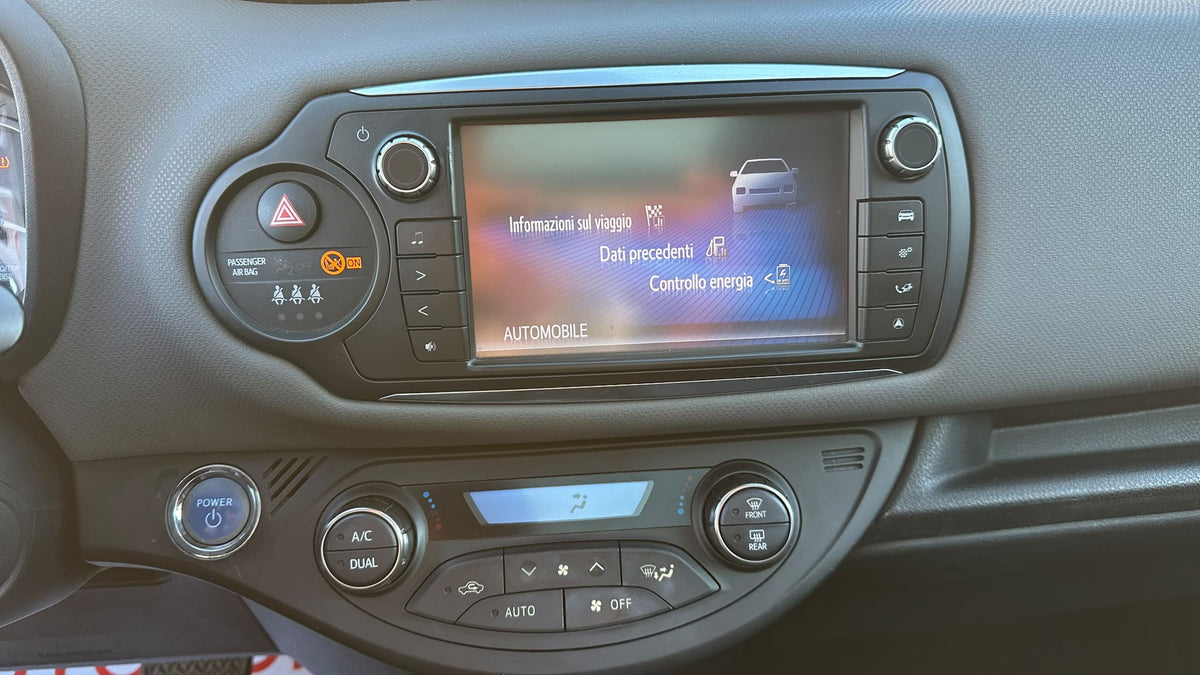 TOYOTA YARIS 1.5 HYBRID 5P STYLE 101 CV – EURO 6