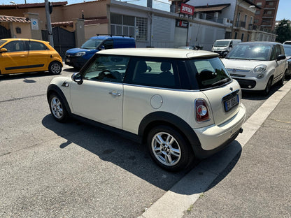 MINI ONE 1.6 16V – STILE ICONICO E GUIDA DIVERTENTE