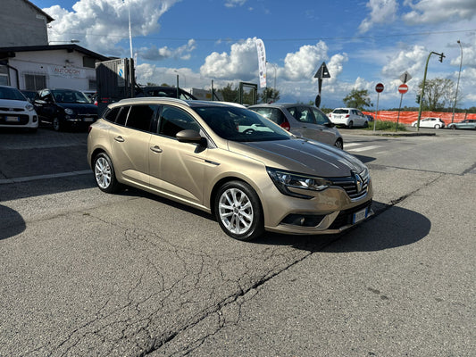 Renault Megane Sporter dCi 110CV Energy Bose – Marzo 2017 – €8.700