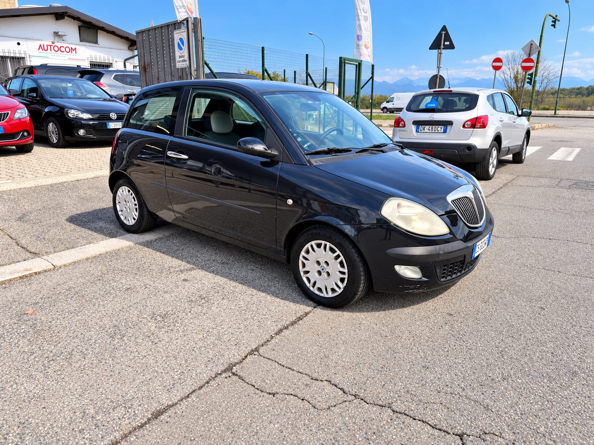 LANCIA YPSILON 1.2 16V PLATINO 80 CV – BENZINA – EURO 4