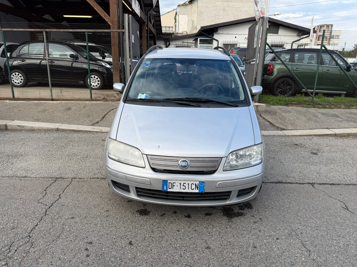 FIAT IDEA 1.4 16V BLACKMOTION 95 CV