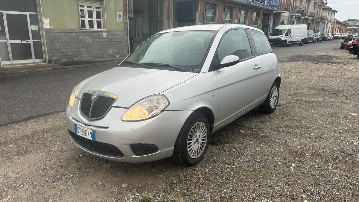 LANCIA YPSILON 1.2 MODAMILANO