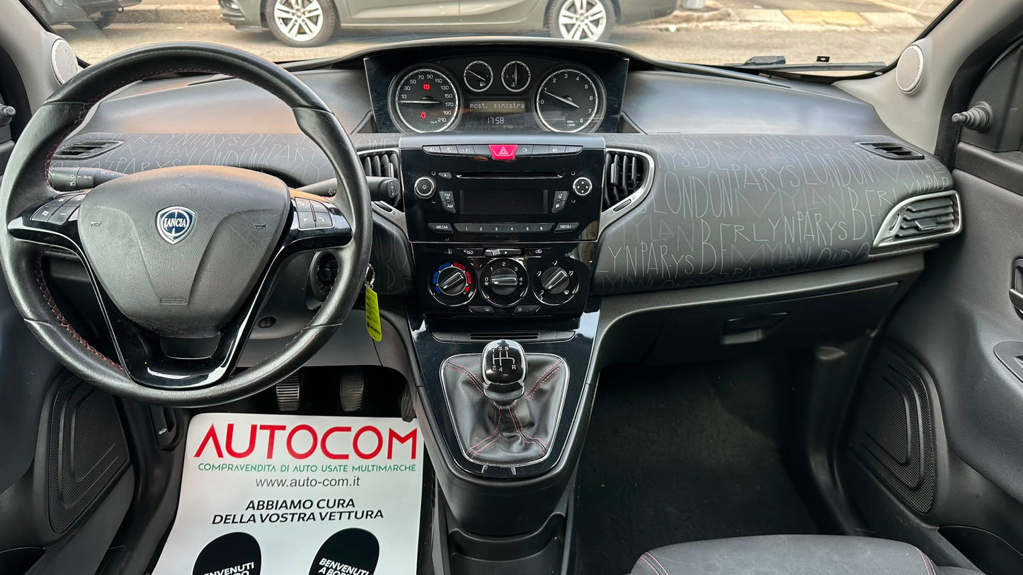LANCIA YPSILON 1.2 69 CV 5 PORTE PLATINUM
