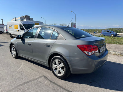 Chevrolet Cruze 1.6 4P LT