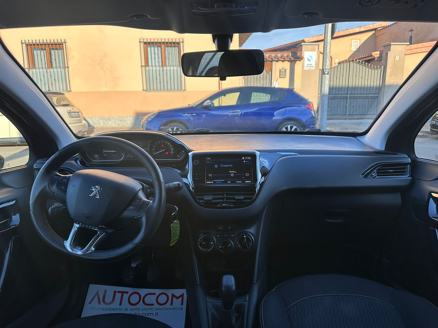 PEUGEOT 208 1.2 PURETECH 82 CV 5P ALLURE