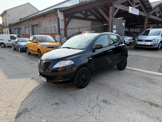 LANCIA YPSILON 0.9 TWINAIR 85 CV 5P GPL ECOCHIC GOLD