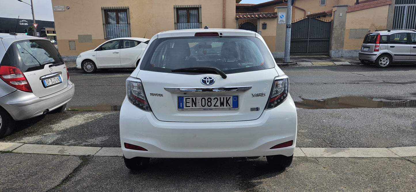 Toyota Yaris Hybrid - AUTOMATICA