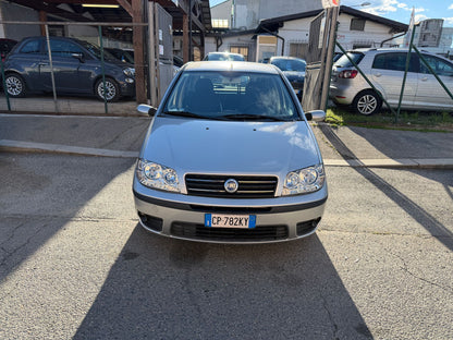Fiat Punto 1.2 16V 5P Emotion