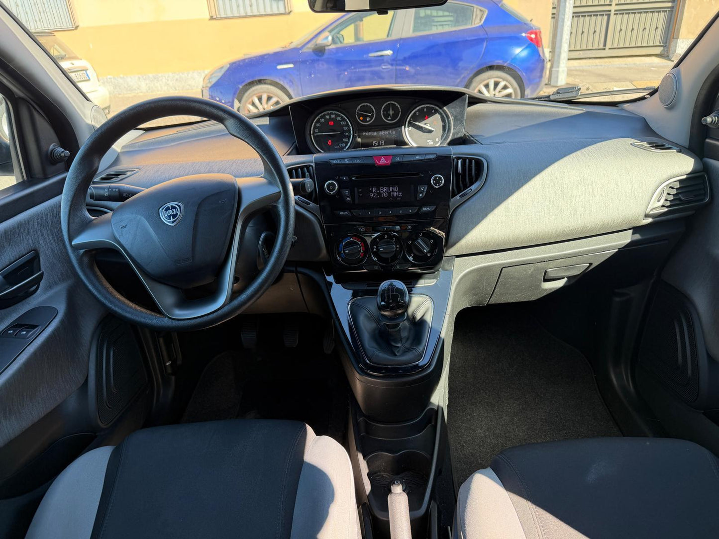 LANCIA YPSILON 1.2 69 CV 5P PLATINUM