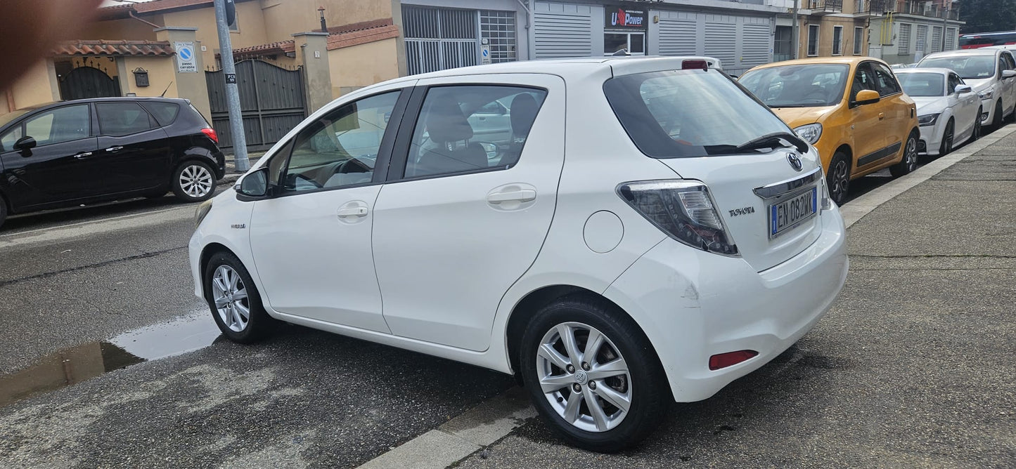 Toyota Yaris Hybrid - AUTOMATICA