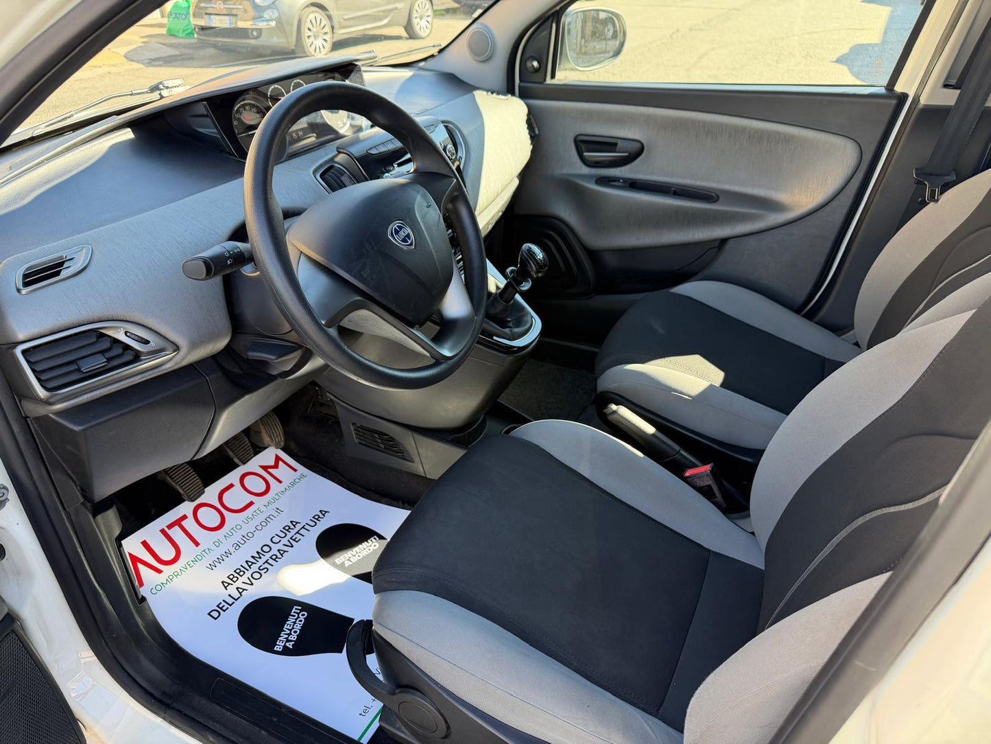 LANCIA YPSILON 1.2 69 CV 5P PLATINUM